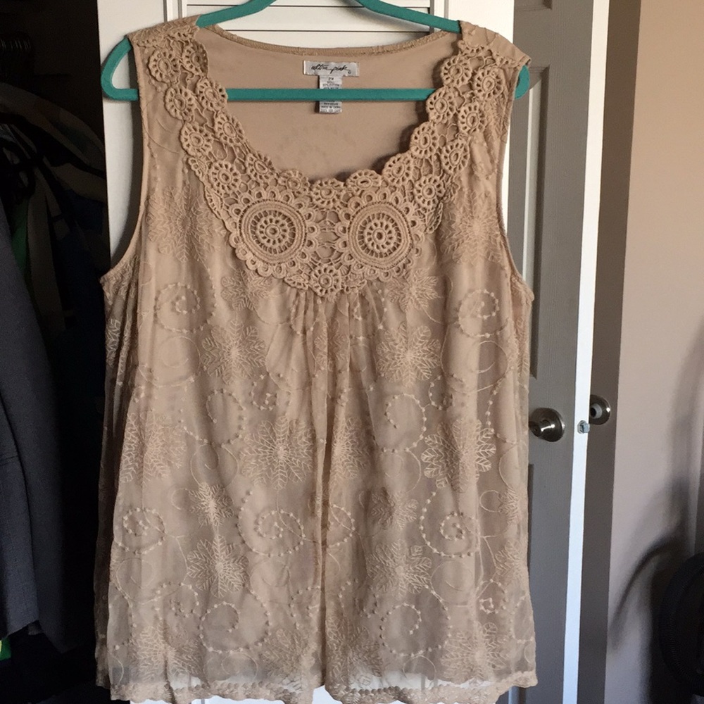 Cream colored lace sleeveless blouse